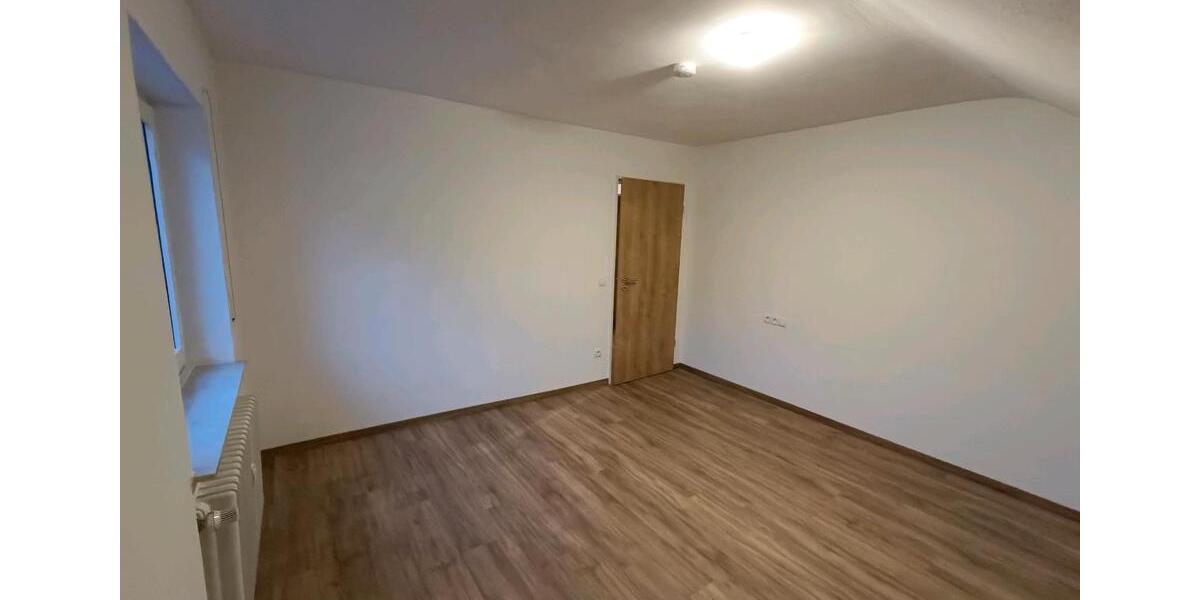 Dachgeschoßwohnung Dernau - 2 Zimmer, 65 m&sup2;, 680&euro; | Angebot:24841774