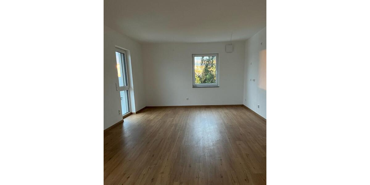 Etagenwohnung Büchlberg - 3 Zimmer, 79 m&sup2;, 870&euro; | Angebot:26416401