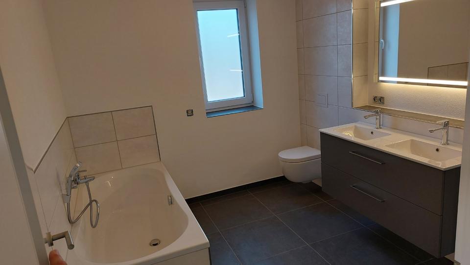 Etagenwohnung Wadern - 3 Zimmer, 106 m&sup2;, 1.200&euro; | Angebot:21428220