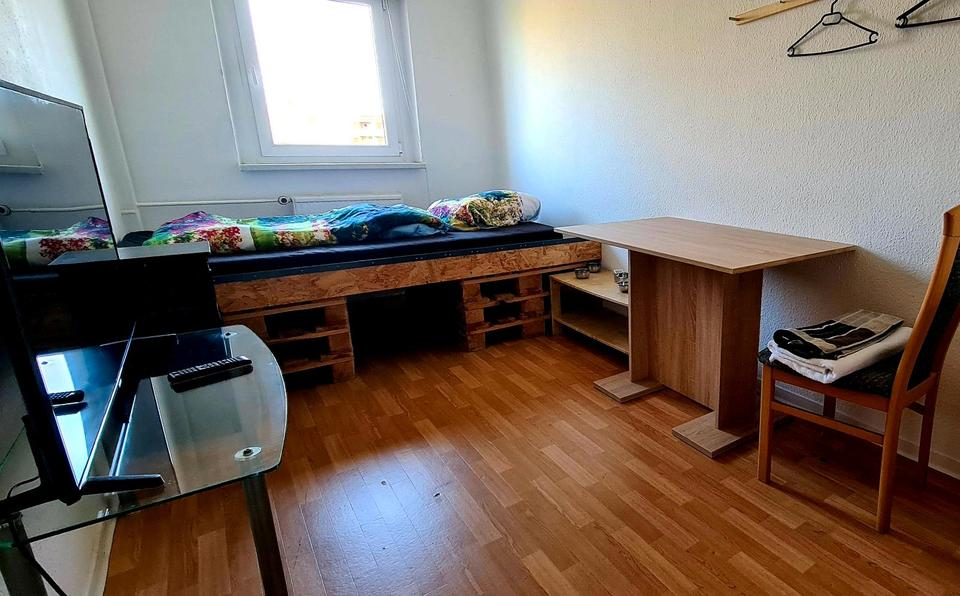 Wohnen auf Zeit Rostock Alt Bartelsdorf - 1 Zimmer, 12 m&sup2;, 285&euro; | Angebot:25967801