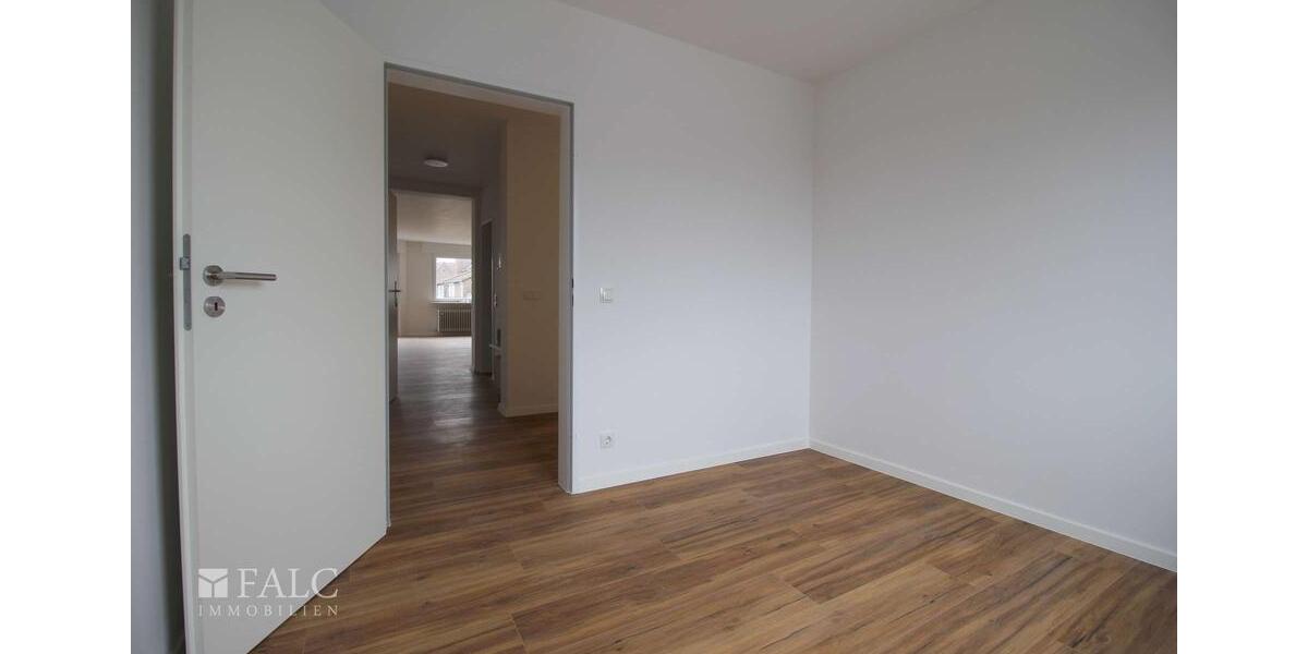 Dachgeschoßwohnung Bendorf - 4 Zimmer, 106 m&sup2;, 1.000&euro; | Angebot:24121680