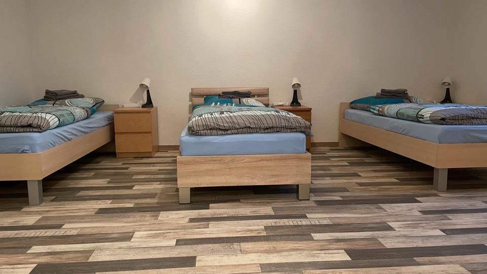 Wohnen auf Zeit Dormagen Sankt Peter - 3 Zimmer, 90 m&sup2;, 15&euro; | Angebot:25412844