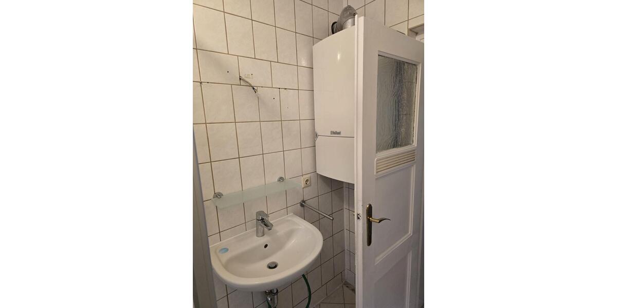 Etagenwohnung Bad Lauchstädt - 2 Zimmer, 46 m&sup2;, 280&euro; | Angebot:24766027