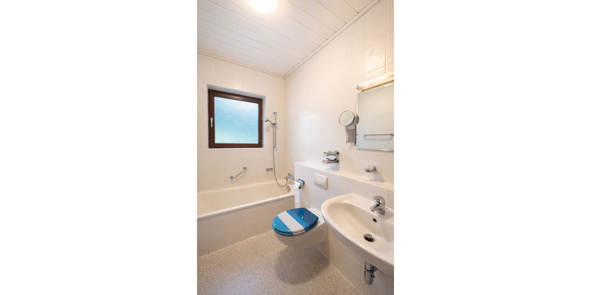 Etagenwohnung Bad Orb - 2 Zimmer, 64 m&sup2;, 700&euro; | Angebot:25750638