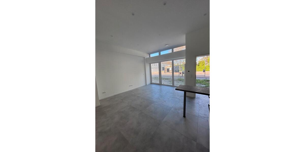 Terrassenwohnung Hannover Bothfeld-Vahrenheide - 2 Zimmer, 47 m&sup2;, 1.027&euro; | Angebot:26406053