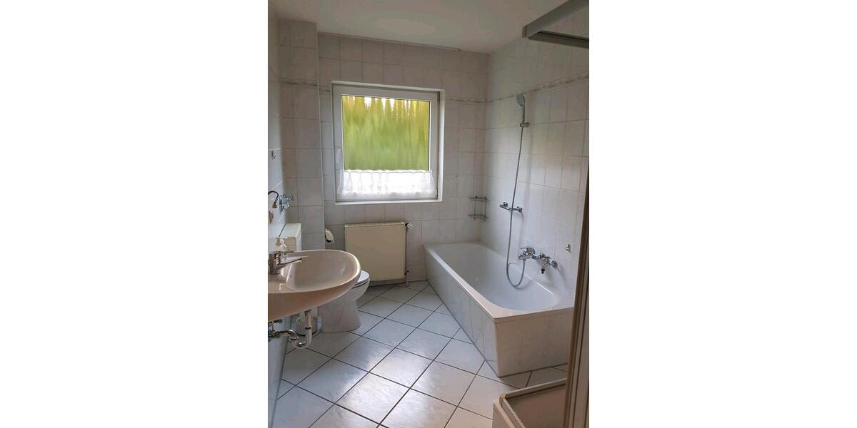Erdgeschoßwohnung Hude (Oldenburg) - 3.5 Zimmer, 80 m&sup2;, 750&euro; | Angebot:26126274