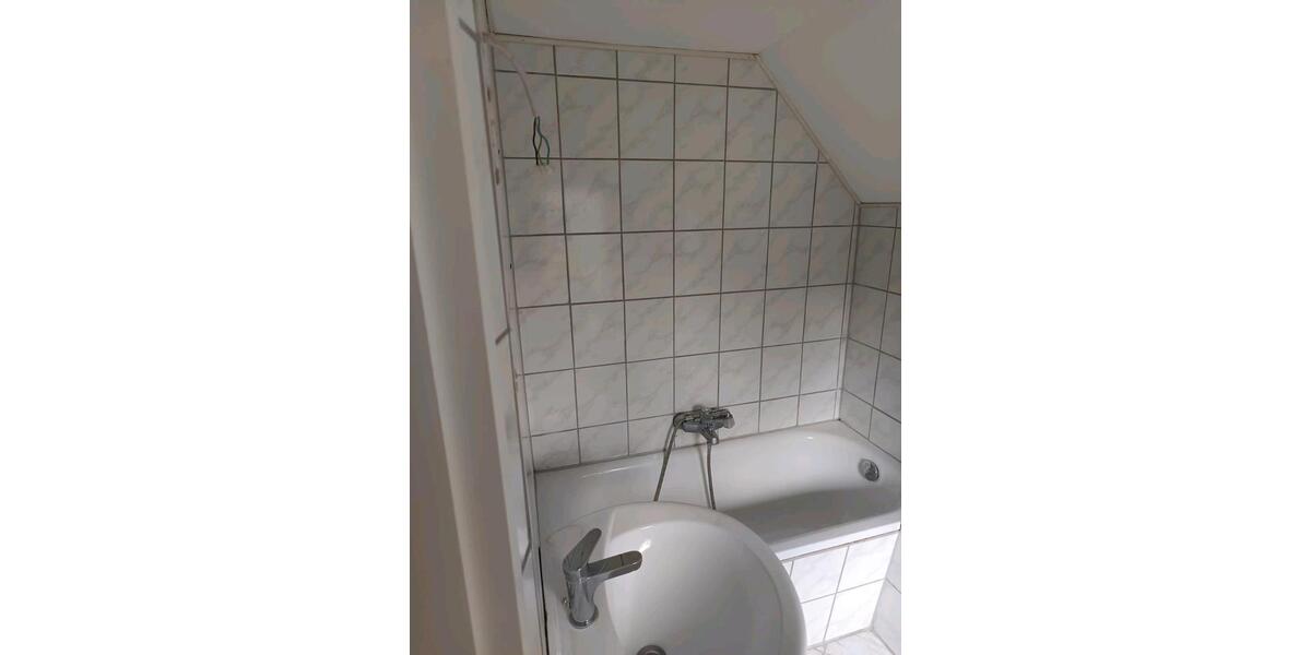 Dachgeschoßwohnung Olbernhau - 5 Zimmer, 70 m&sup2;, 390&euro; | Angebot:26502257