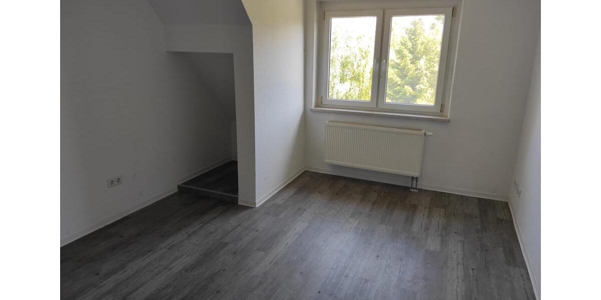 Etagenwohnung Neuzelle - 4 Zimmer, 102 m&sup2;, 765&euro; | Angebot:26045366