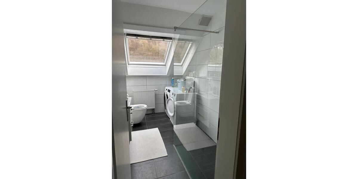 Dachgeschoßwohnung Schalksmühle - 3 Zimmer, 100 m&sup2;, 710&euro; | Angebot:24866553