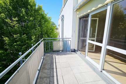 Wohnung Wiesbaden Schierstein - 3 Zimmer, 84 m&sup2;, 1.190&euro; | Angebot:26318534