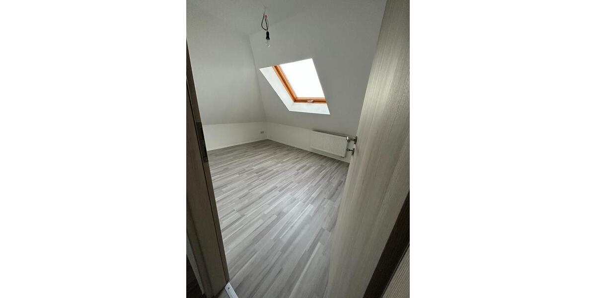 Dachgeschoßwohnung Schwäbisch Gmünd - 3 Zimmer, 67 m&sup2;, 660&euro; | Angebot:26587045