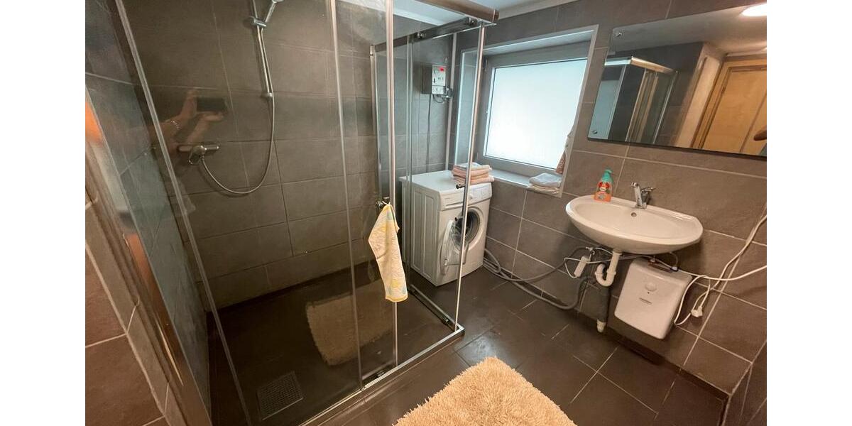 Wohnen auf Zeit Hahnstätten - 10 Zimmer, 250 m&sup2;, 14&euro; | Angebot:25568504