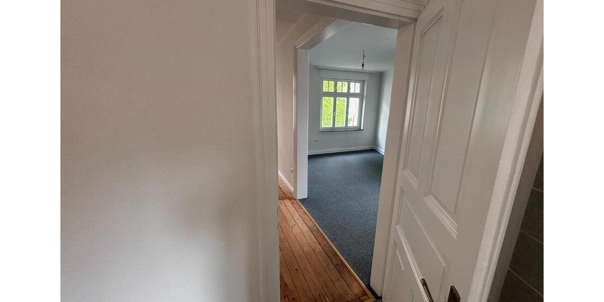 Etagenwohnung Beckum - 5 Zimmer, 140 m&sup2;, 1.000&euro; | Angebot:26597119