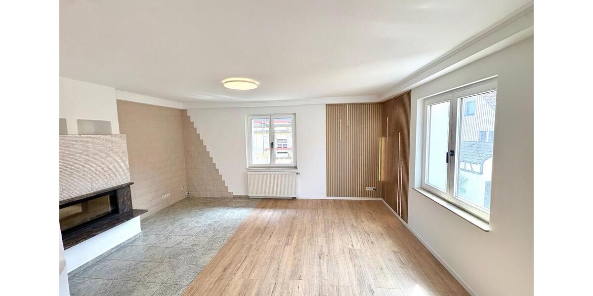 Etagenwohnung Forchtenberg - 6 Zimmer, 205 m&sup2;, 1.290&euro; | Angebot:26561066