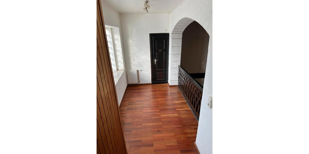 Etagenwohnung Bad Arolsen - 1 Zimmer, 25 m&sup2;, 395&euro; | Angebot:26480577