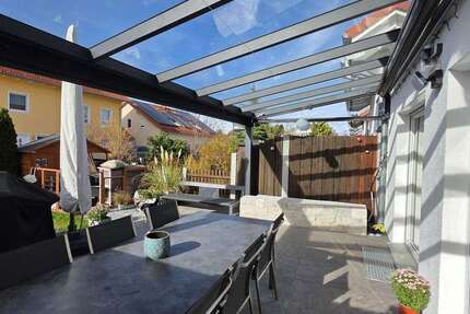 Haus zum Mieten in Putzbrunn 2.500 € 125 m² 3.5 zimmer