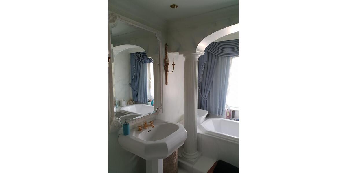 Erdgeschoßwohnung Euskirchen - 5 Zimmer, 200 m&sup2;, 1.400&euro; | Angebot:24769214