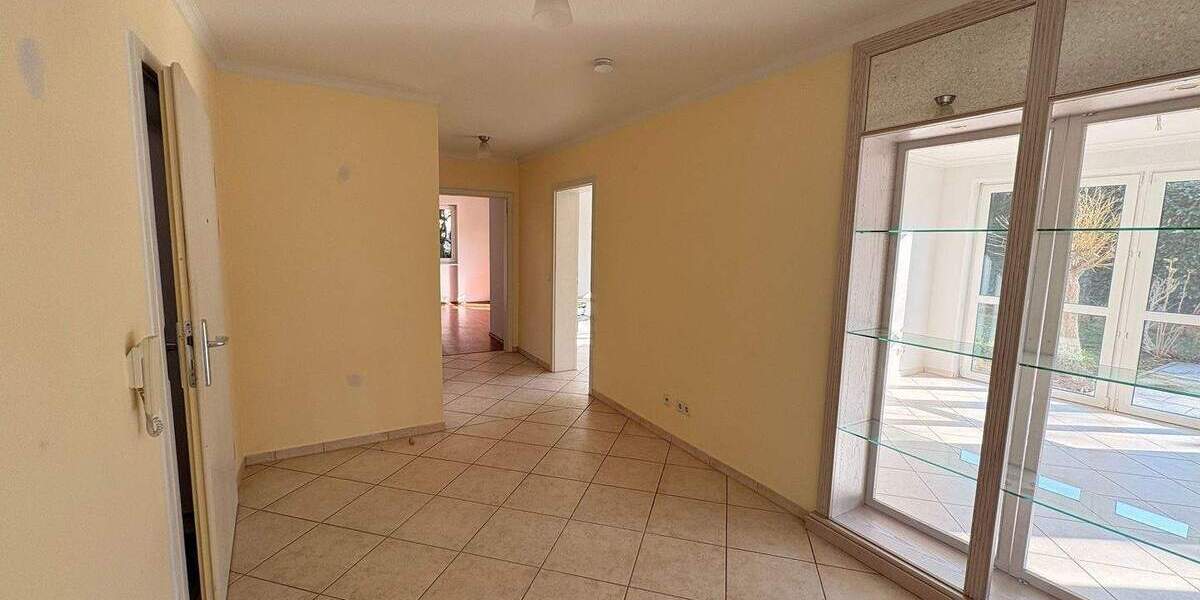 Etagenwohnung Nürnberg Gaismannshof - 4 Zimmer, 145 m&sup2;, 2.000&euro; | Angebot:25999687
