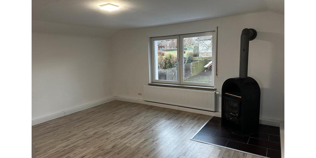 Dachgeschoßwohnung Bad Oeynhausen - 1 Zimmer, 100 m&sup2;, 680&euro; | Angebot:25642617