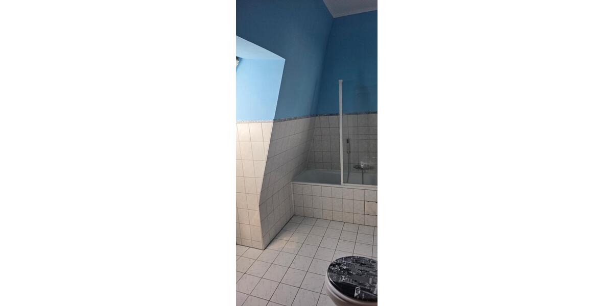 Dachgeschoßwohnung Schönwald - 4 Zimmer, 112 m&sup2;, 600&euro; | Angebot:26427239