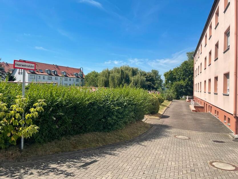 Schöne helle 3RaumWohnung 3-Raum in Großweitzschen mit Stellplatz