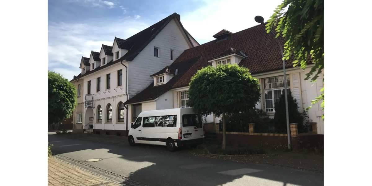 Halle in Katlenburg-Lindau 395 € 290 m² zimmer