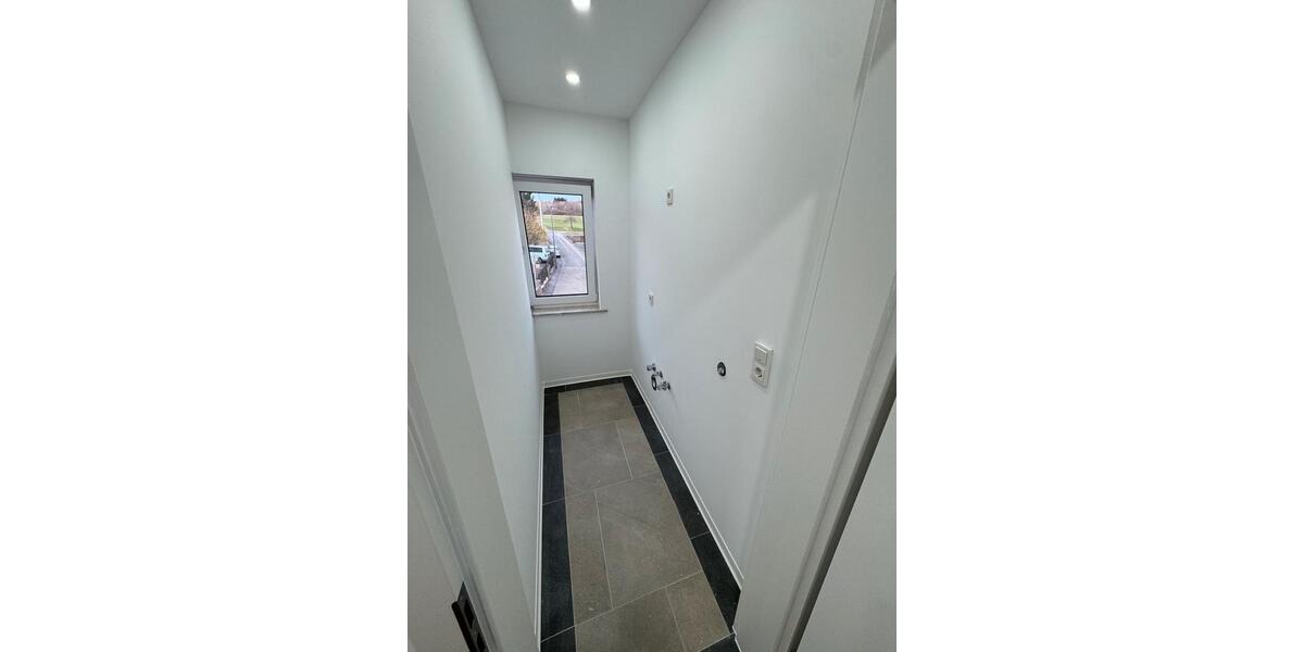 Etagenwohnung Merenberg - 4 Zimmer, 106 m&sup2;, 1.150&euro; | Angebot:26024528