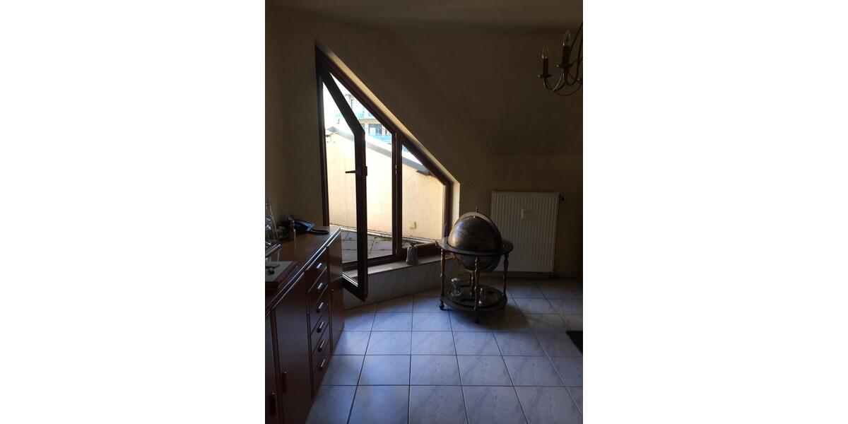 Dachgeschoßwohnung Bad Kreuznach Bad Münster am Stein-Ebernburg - 4.5 Zimmer, 170 m&sup2;, 1.100&euro; | Angebot:25963038