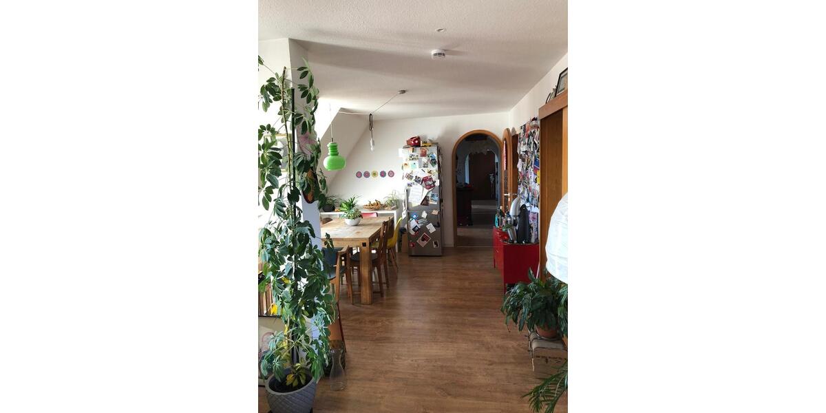 Dachgeschoßwohnung Hilpoltstein - 3 Zimmer, 86 m&sup2;, 825&euro; | Angebot:25960591