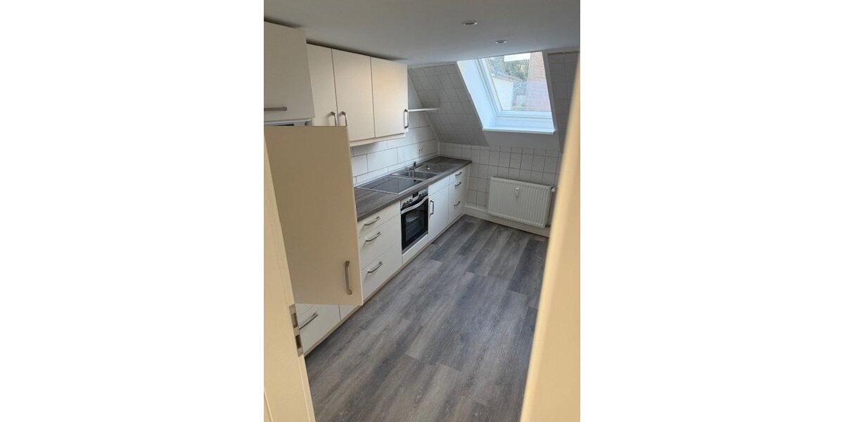 Wohnen auf Zeit Flensburg - 5 Zimmer, 120 m&sup2;, 1.600&euro; | Angebot:26633489