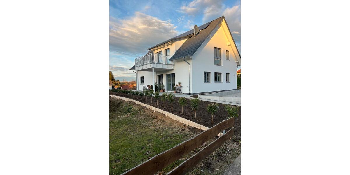 Erdgeschoßwohnung Eichstetten am Kaiserstuhl - 3.5 Zimmer, 100 m&sup2;, 1.500&euro; | Angebot:26644328