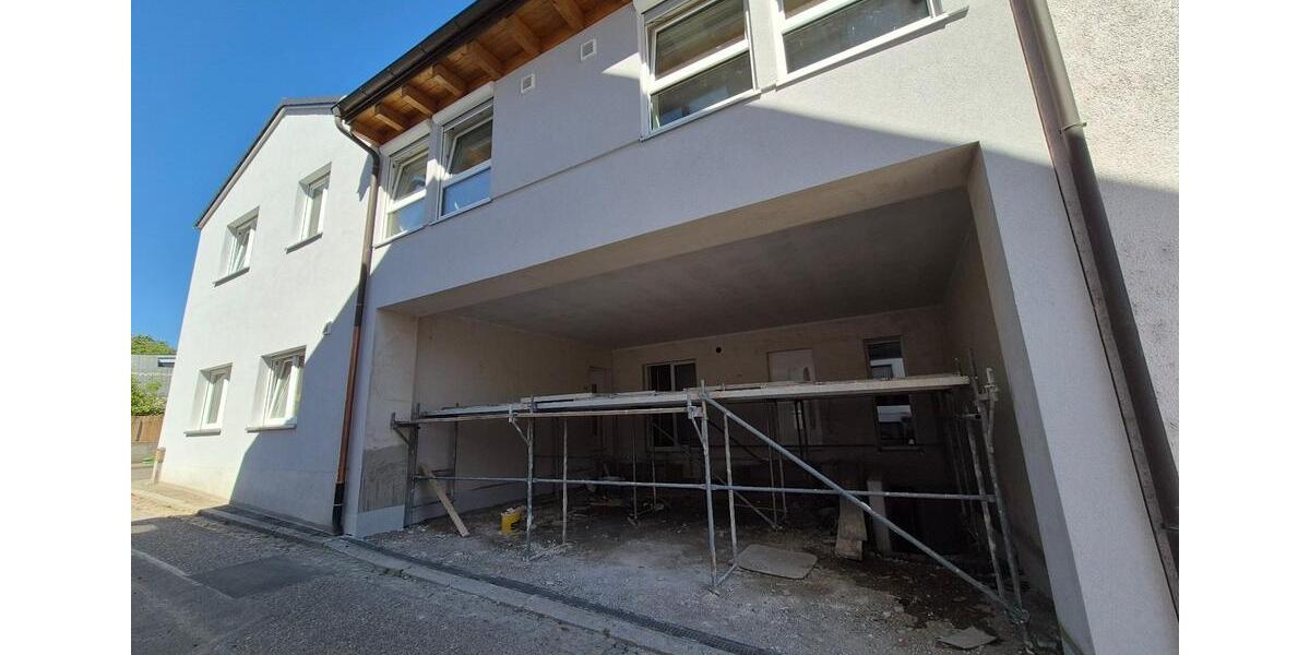 Etagenwohnung Freiburg im Breisgau Munzingen - 6 Zimmer, 171 m&sup2;, 2.500&euro; | Angebot:26266011