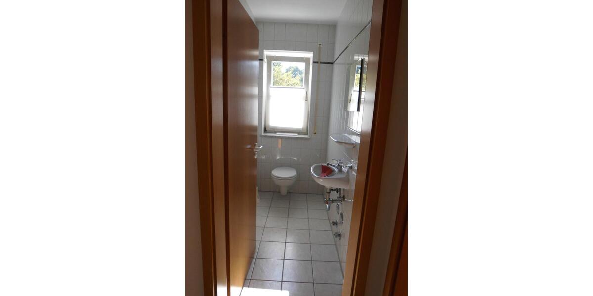 Großzügige und helle 3 - Zimmerwohnung in Pattenham zimmer