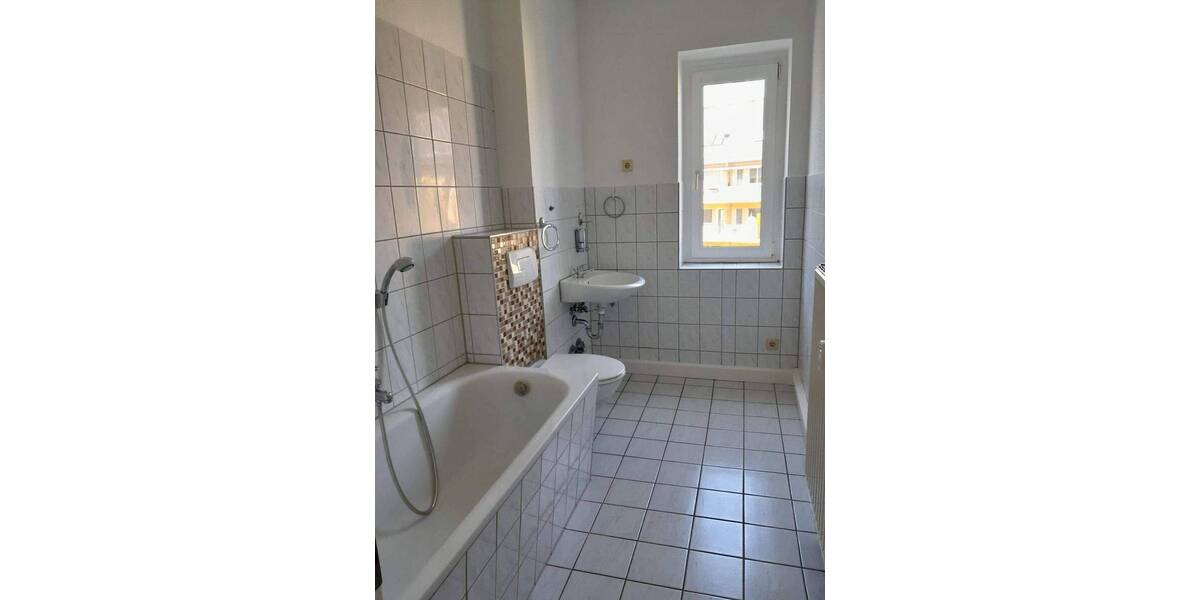 Etagenwohnung Plauen Ostvorstadt - 2 Zimmer, 51 m&sup2;, 290&euro; | Angebot:26819826