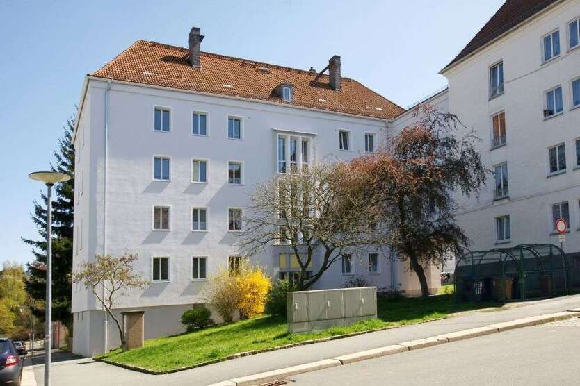 Wohnung zum Mieten in Plauen 354,45 € 67.13 m²