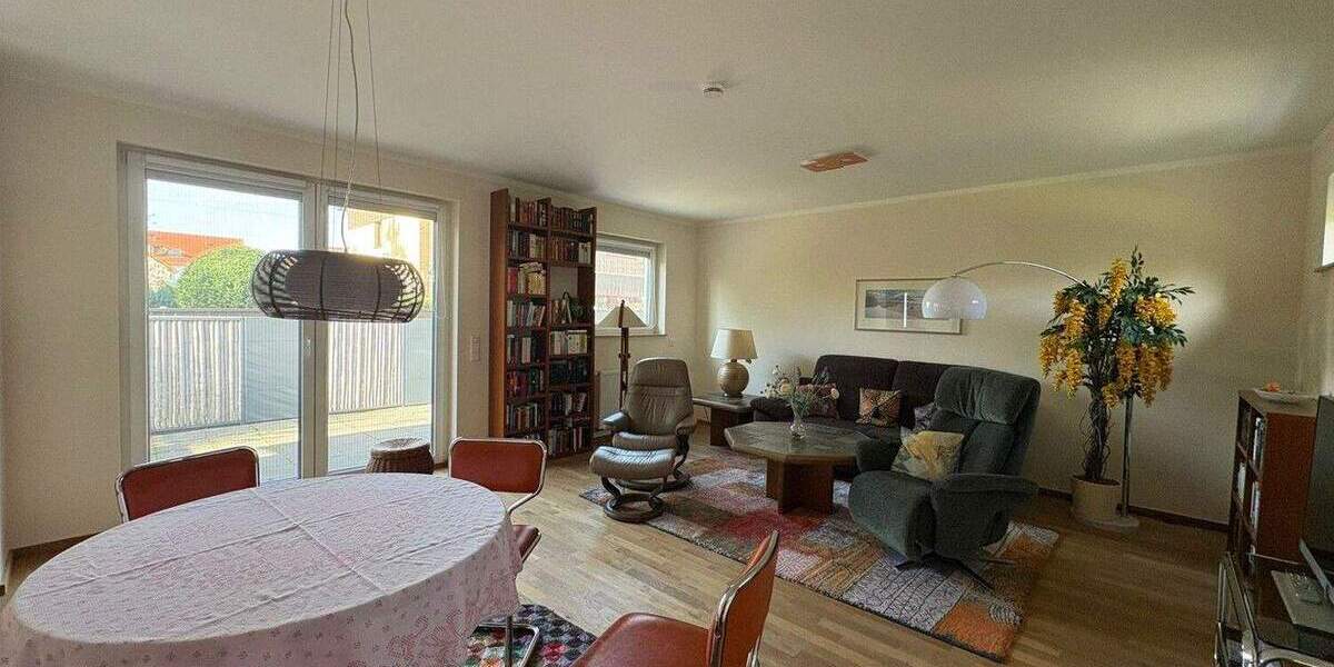 Etagenwohnung Bickenbach - 2 Zimmer, 80 m&sup2;, 1.250&euro; | Angebot:25742331