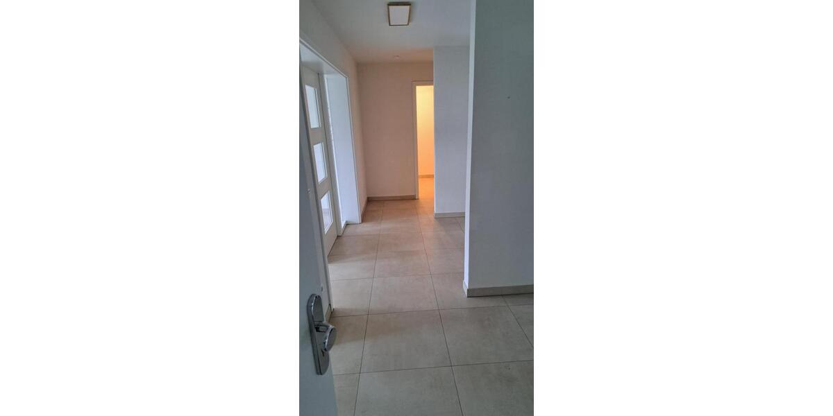 Etagenwohnung Krumbach (Schwaben) - 3 Zimmer, 102 m&sup2;, 1.100&euro; | Angebot:26566506