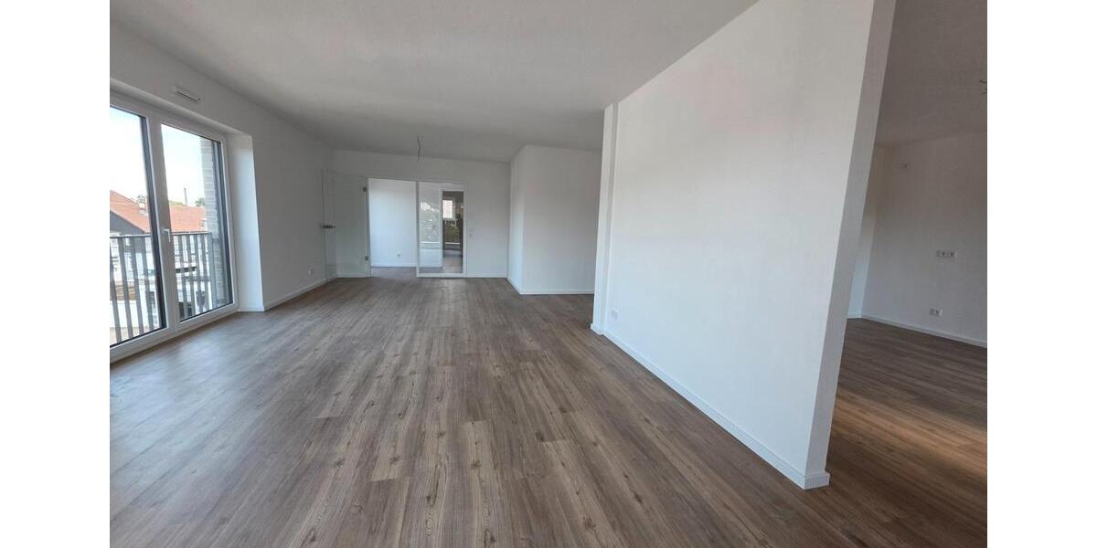 Etagenwohnung Nienburg (Weser) - 4 Zimmer, 136 m&sup2;, 1.680&euro; | Angebot:26236424
