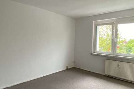 Wohnung zum Mieten in Oschersleben 145 € 24.8 m²
