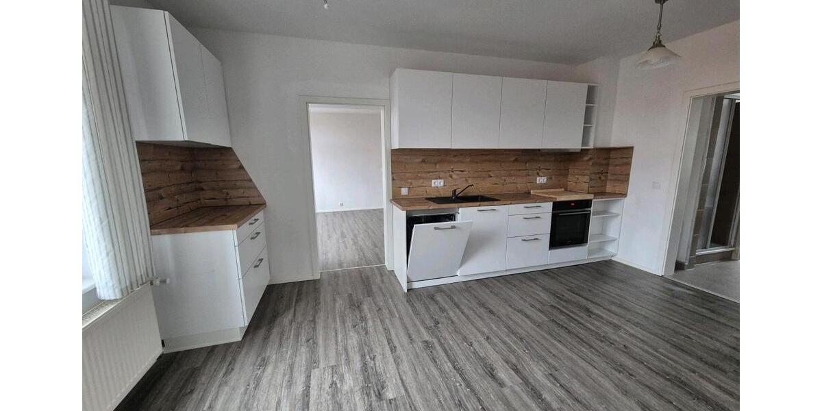 Etagenwohnung Diesdorf - 4 Zimmer, 114 m&sup2;, 800&euro; | Angebot:24649613