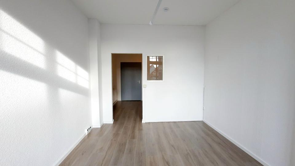 Etagenwohnung Aschersleben - 5 Zimmer, 156 m&sup2;, 900&euro; | Angebot:24711761