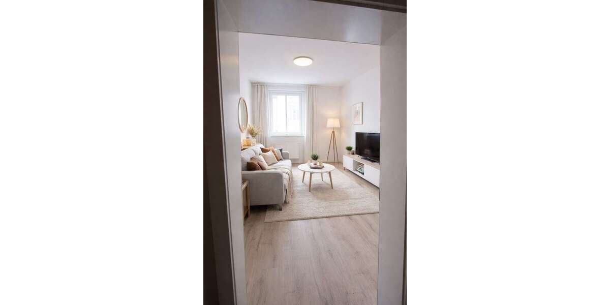 Etagenwohnung Zeitz Rasberg - 2 Zimmer, 48 m&sup2;, 300&euro; | Angebot:26071359