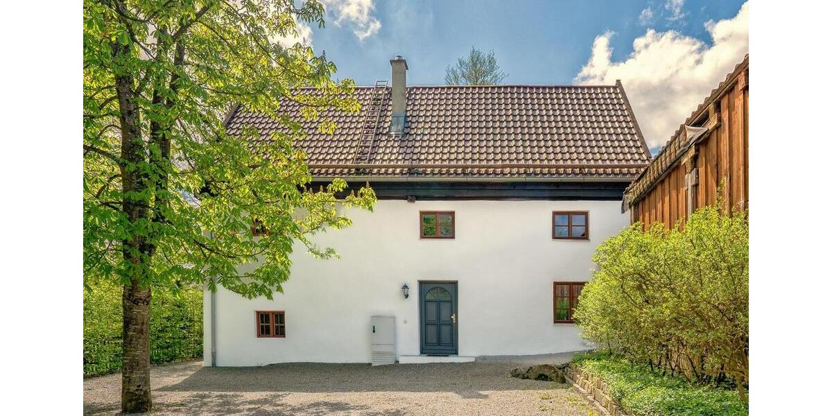 Einfamilienhaus Berg - 5 Zimmer, 130 m&sup2;, 4.250&euro; | Angebot:24715178