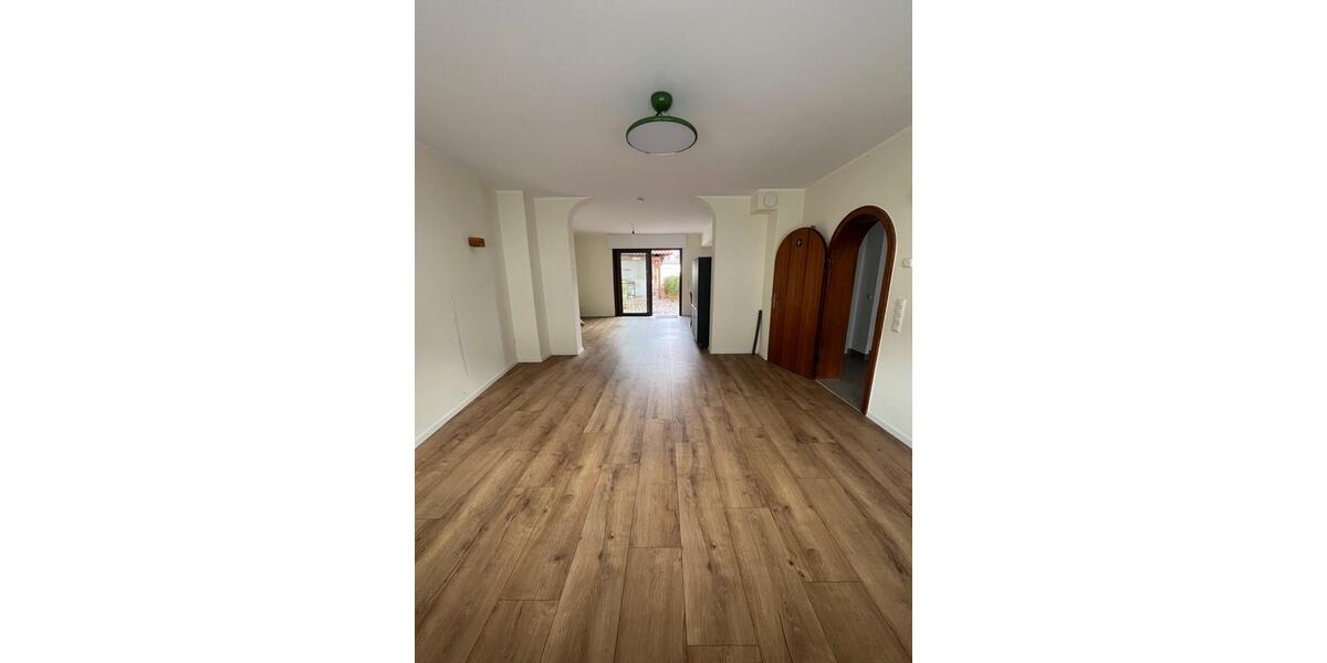Maisonettenwohnung Euskirchen - 4 Zimmer, 158 m&sup2;, 1.870&euro; | Angebot:26476718