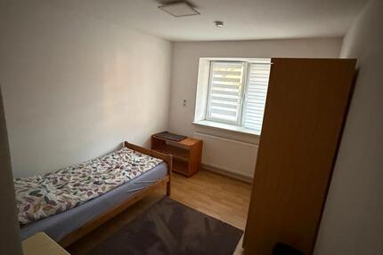 Wohnung Langquaid - 4 Zimmer, 23 m&sup2;, 350&euro; | Angebot:24663290