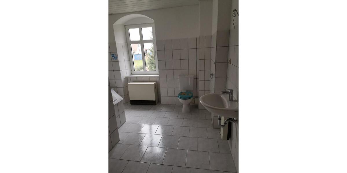 Etagenwohnung Bischofswerda - 2 Zimmer, 70 m&sup2;, 410&euro; | Angebot:25586934