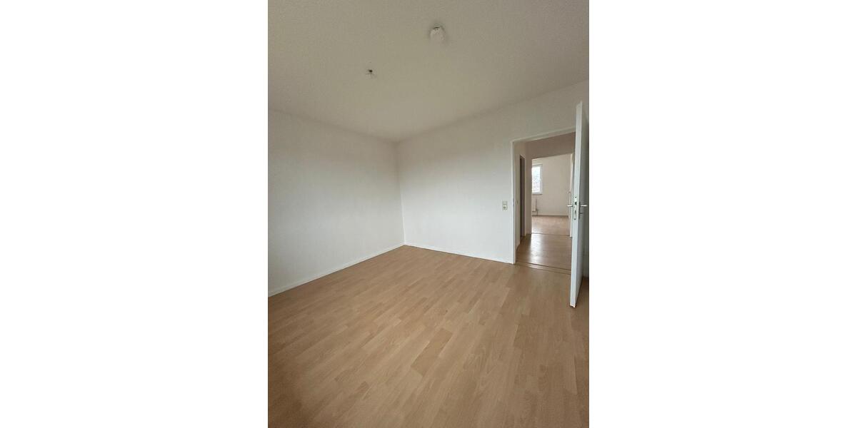 Etagenwohnung Stade Bützfleth - 4 Zimmer, 84 m&sup2;, 950&euro; | Angebot:25948860