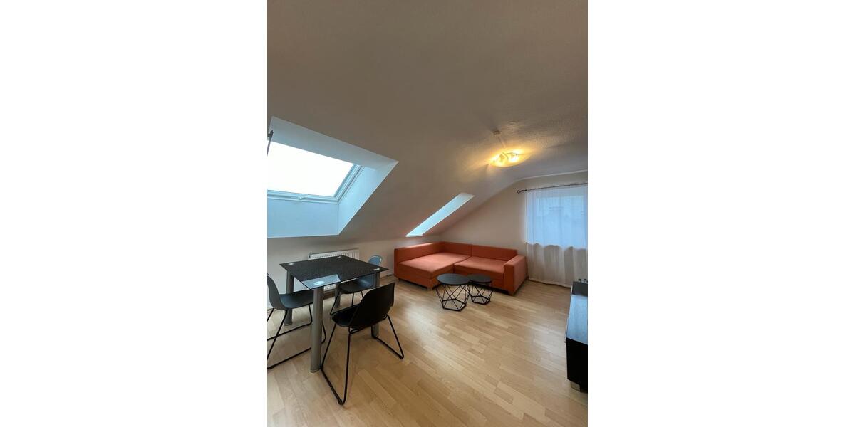 Ansbach: Voll möbliertes Zimmer in 2er WG mit Wohnzimmer 1 zimmer