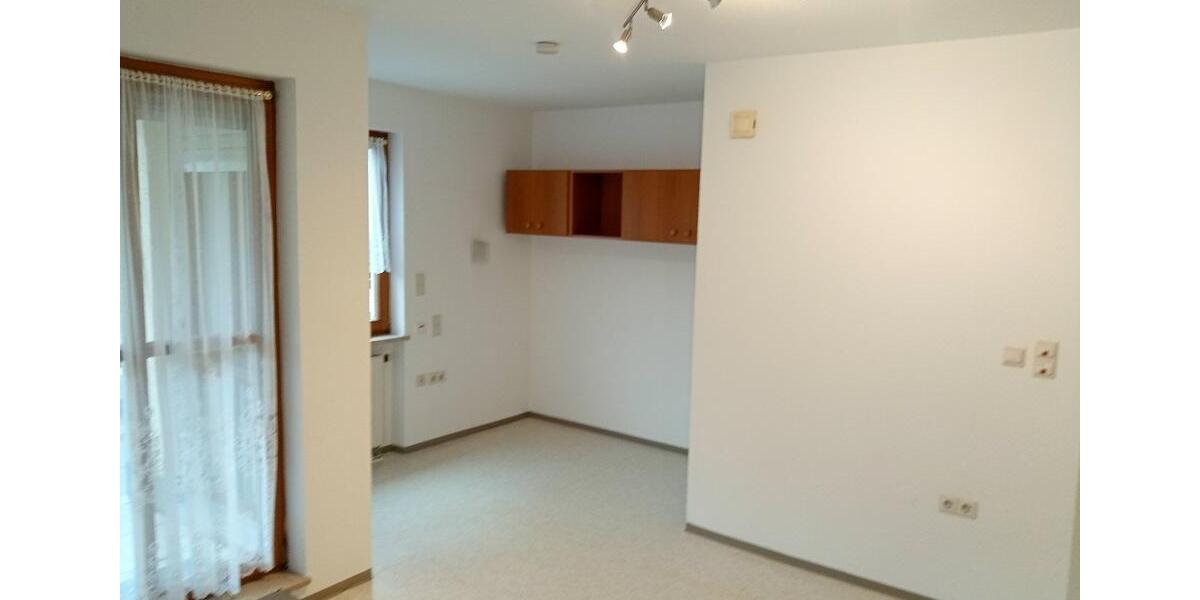 Etagenwohnung Wendelstein - 1 Zimmer, 33 m&sup2;, 365&euro; | Angebot:25329667