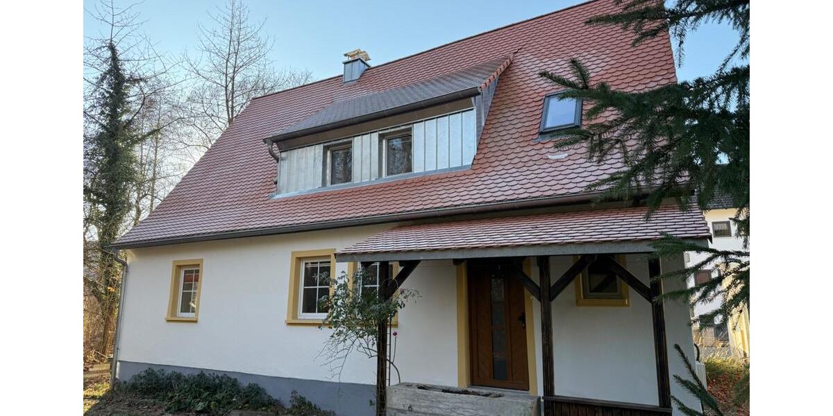 charmantes Einfamilienhaus mit Garten 6.5 zimmer